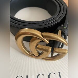 Gucci belt! Gorgeous condition! Large size!